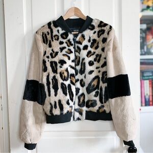 Women’s Faux Fur Jacket Size Large Akira